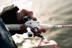 Abu Garcia Veritas Baitcasting Combo -Unique Fishing Store ABU BAITCAST COMBO VERITAS LIFESTYLE 2021 001