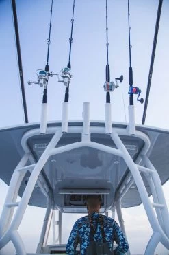 Temple Fork Outfitters Seahunter Spinning Rods -Unique Fishing Store Seahunter Carousel Lifestlye 2 8e9984c8 5dff 4a5f 84d5 f8df5f98d79c